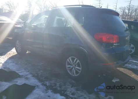 2016 Volkswagen Tiguan S из США, поврежденный, VIN WVGAV7AX7GW591313